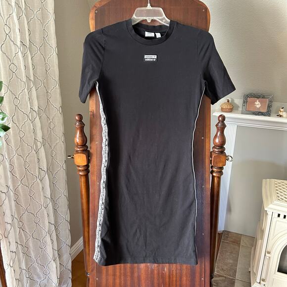 Adidas Black Bodycon Short Sleeved T-shirt Dress Size Large Adidas Side Band - Picture 1 of 12